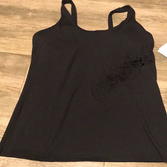 Fabletics knit yoga top. New - Picture 5 of 5